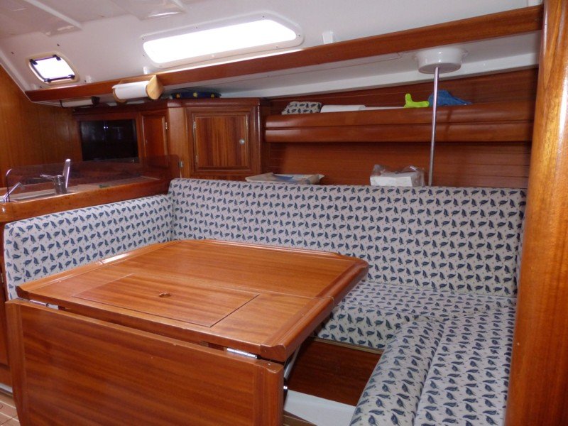 Dufour 35 - 13.JPG